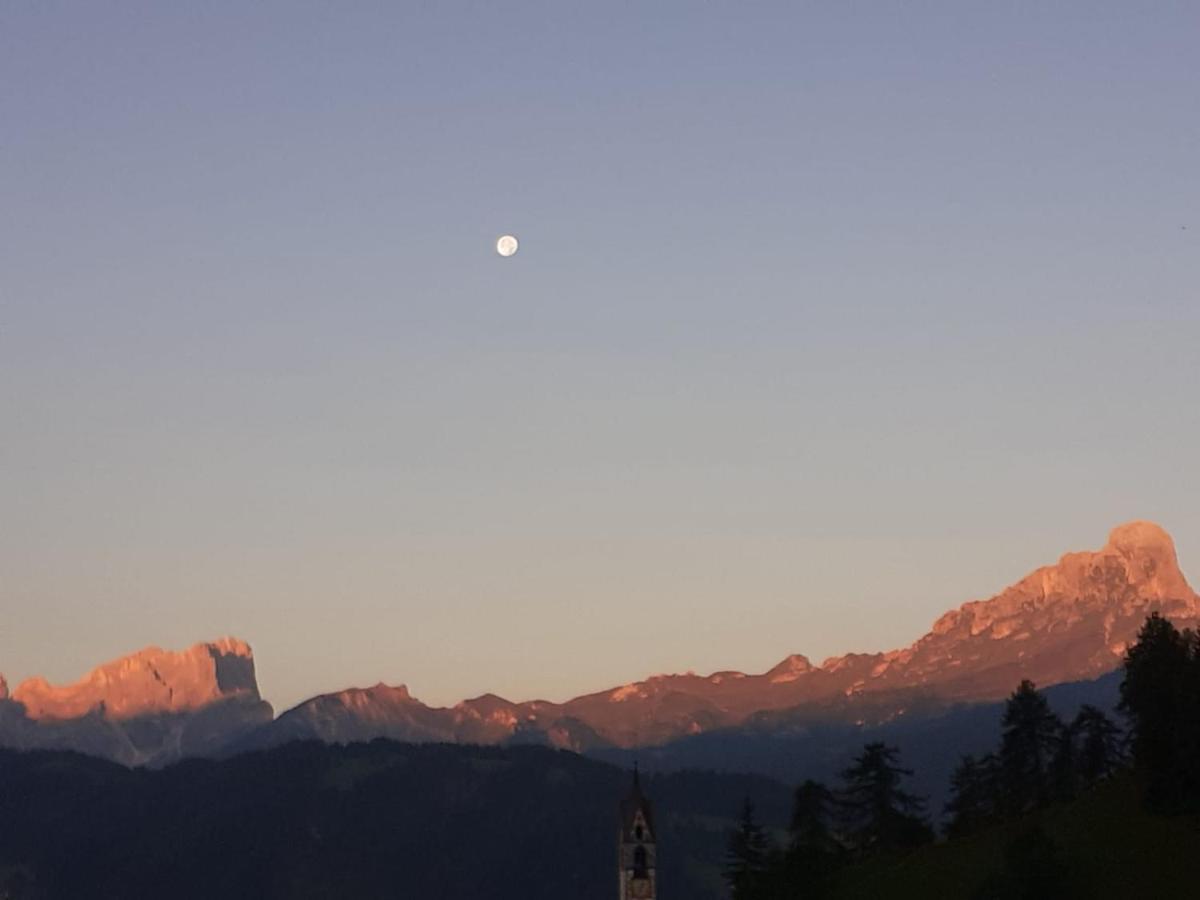 Agriturismo Tolpei Wengen Exterior foto