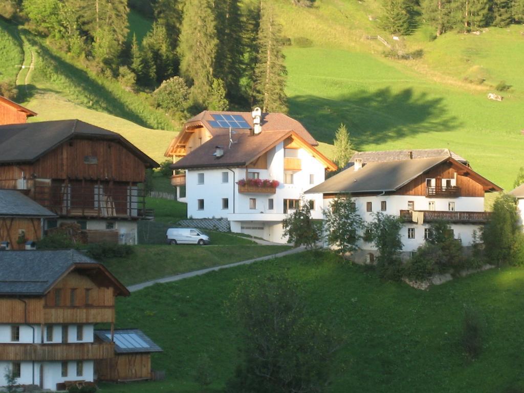 Agriturismo Tolpei Wengen Exterior foto